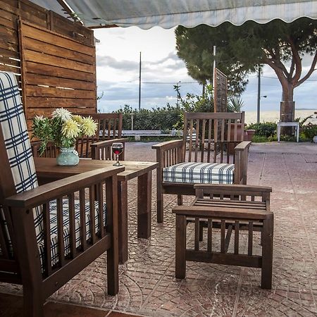 Me Gusta Suite By The Sea Anavyssos Extérieur photo